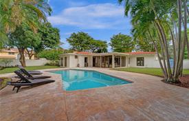 4 dormitorio casa de pueblo 287 m² en Fort Lauderdale, Estados Unidos. $1 995 000