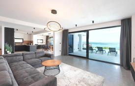 8 dormitorio casa de pueblo 380 m² en Crikvenica, Croacia. 1 400 000 €