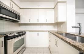 5 dormitorio piso en Etobicoke, Canadá. C$779 000