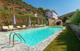 24 dormitorio villa en Vecchiano, Italia. 1 700 000 €