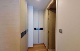 1-dormitorio apartamentos en condominio en Watthana, Tailandia. $183 000