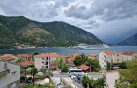 2 dormitorio piso 71 m² en Dobrota, Montenegro. 368 000 €