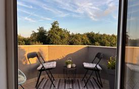 2 dormitorio piso 87 m² en Ližnjan, Croacia. 280 000 €