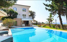 Villa – San Remo, Liguria, Italia. 3 500 000 €