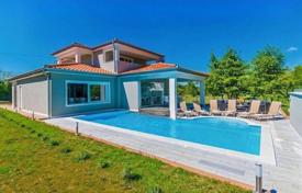 5 dormitorio casa de pueblo 270 m² en Labin, Croacia. 500 000 €