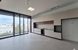 3 dormitorio piso 82 m² en Tel Aviv, Israel. $1 709 000