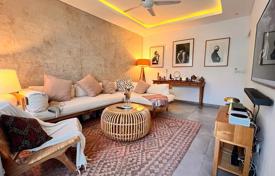 2 dormitorio villa 130 m² en Tibubeneng, Indonesia. $138 000