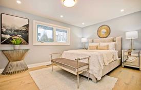 6 dormitorio casa de pueblo en North York, Canadá. C$2 584 000