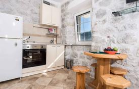 4 dormitorio villa 280 m² en Strp, Montenegro. 560 000 €