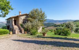 8 dormitorio finca rústica 462 m² en San Casciano dei Bagni, Italia. 1 090 000 €
