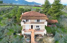 3 dormitorio casa de pueblo 190 m² en Korinthia, Grecia. 390 000 €