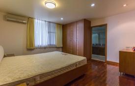 3 dormitorio piso en Khlong Toei, Tailandia. $3 060  por semana