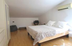 5 dormitorio chalet 489 m² en Moraira, España. 1 495 000 €