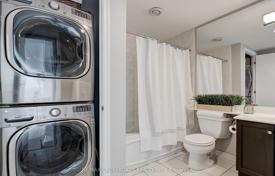 5 dormitorio piso en North York, Canadá. C$719 000