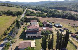 10 dormitorio villa 32755 m² en Monteverdi Marittimo, Italia. 945 000 €