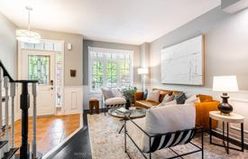 11 dormitorio adosado en Old Toronto, Canadá. C$2 134 000