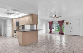 Casa de pueblo – Fort Lauderdale, Florida, Estados Unidos. $754 000