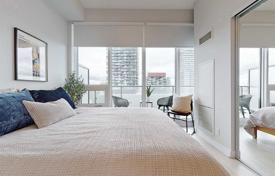 2 dormitorio piso en Yonge Street, Canadá. C$1 053 000