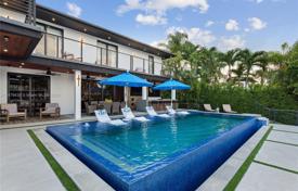 Casa de pueblo – Coral Gables, Florida, Estados Unidos. $7 998 000
