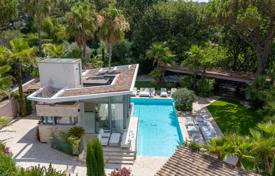 4 dormitorio villa en Saint-Tropez, Francia. 20 000 €  por semana