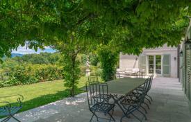 5 dormitorio villa en Mougins, Francia. 12 500 €  por semana