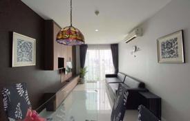 3-dormitorio apartamentos en condominio en Watthana, Tailandia. $261 000