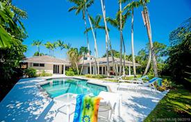 Villa – Pinecrest, Florida, Estados Unidos. $1 349 000