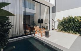 3 dormitorio villa 128 m² en Batu Bolong Beach, Indonesia. $340 000