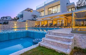 Villa – Kalkan, Antalya, Turquía. $983 000
