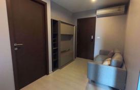 1-dormitorio apartamentos en condominio en Ratchathewi, Tailandia. $150 000