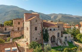 5 dormitorio mansión 306 m² en Peloponeso, Grecia. 670 000 €