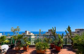 3 dormitorio ático 155 m² en Marbella, España. 530 000 €