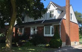 Casa de pueblo – North York, Toronto, Ontario,  Canadá. C$1 624 000