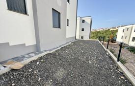 3 dormitorio piso 67 m² en Novi Vinodolski, Croacia. 223 000 €