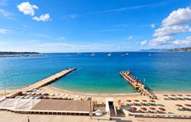 3 dormitorio piso en Juan-les-Pins, Francia. 1 450 000 €