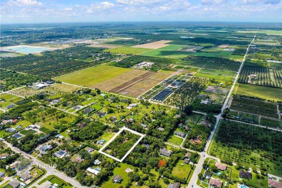 Terreno en venta en Homestead por $320 000, anuncio #2345790 – Tranio