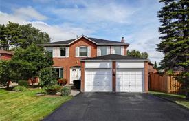 Casa de pueblo – Scarborough, Toronto, Ontario,  Canadá. C$1 274 000