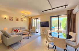 4 dormitorio villa 295 m² en Blizikuće, Montenegro. 630 000 €