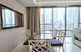 2-dormitorio apartamentos en condominio en Sathon, Tailandia. $3 060  por semana