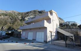 7 dormitorio chalet 280 m² en Kotor (city), Montenegro. 570 000 €