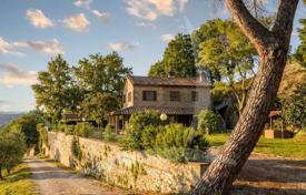 Terreno en Cetona, Italia. 1 080 000 €