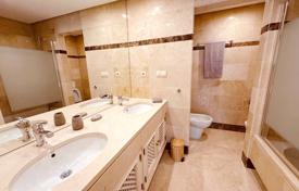 2 dormitorio piso 135 m² en Marbella, España. 732 000 €