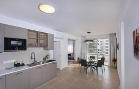 3 dormitorio piso 130 m² en Neapolis, Chipre. 420 000 €