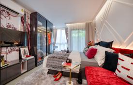 New residential complex with apartments en Bangkok, Tailandia. de $73 000