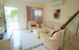 2 dormitorio adosado en Pafos, Chipre. 395 000 €