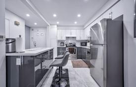 9 dormitorio casa de pueblo en Scarborough, Canadá. C$1 341 000