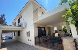 4 dormitorio chalet en Larnaca, Chipre. 360 000 €