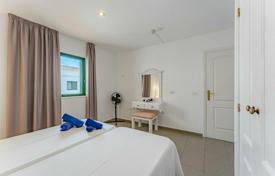 1 dormitorio piso 47 m² en Puerto de la Cruz, España. 195 000 €