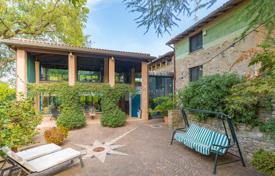 12 dormitorio villa 480 m² en Castel San Pietro Terme, Italia. 900 000 €