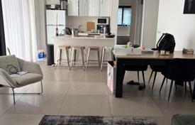 3 dormitorio piso 77 m² en Tel Aviv, Israel. $1 658 000
